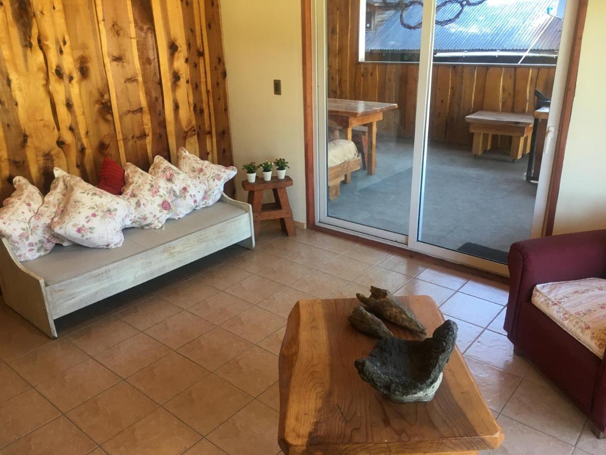 Ruka Pucon Hostel מראה חיצוני תמונה