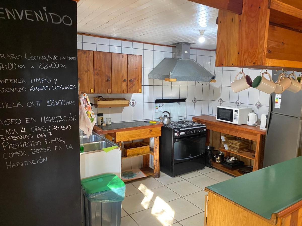 Ruka Pucon Hostel מראה חיצוני תמונה