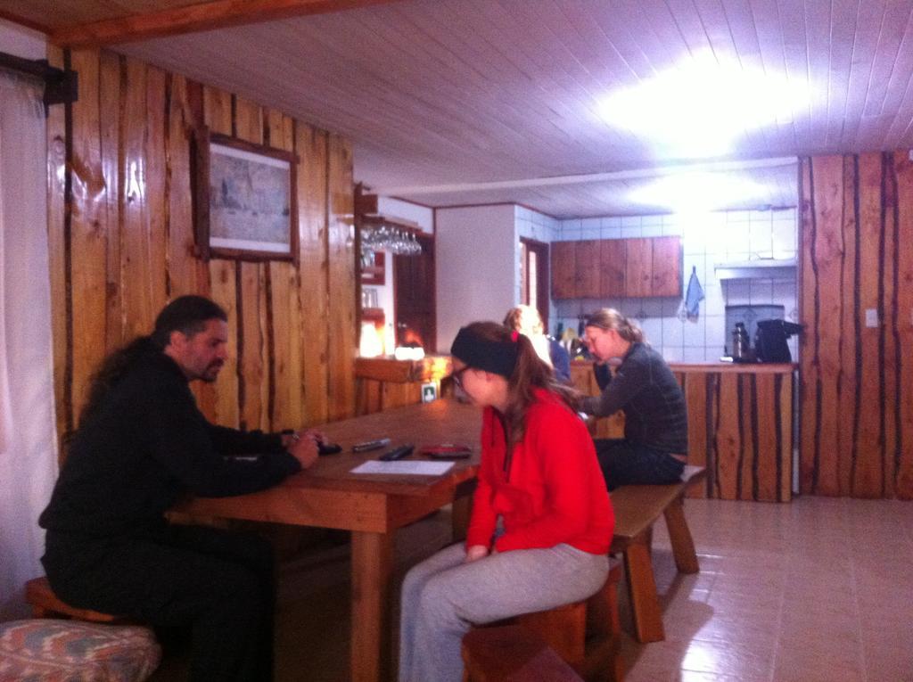Ruka Pucon Hostel מראה חיצוני תמונה